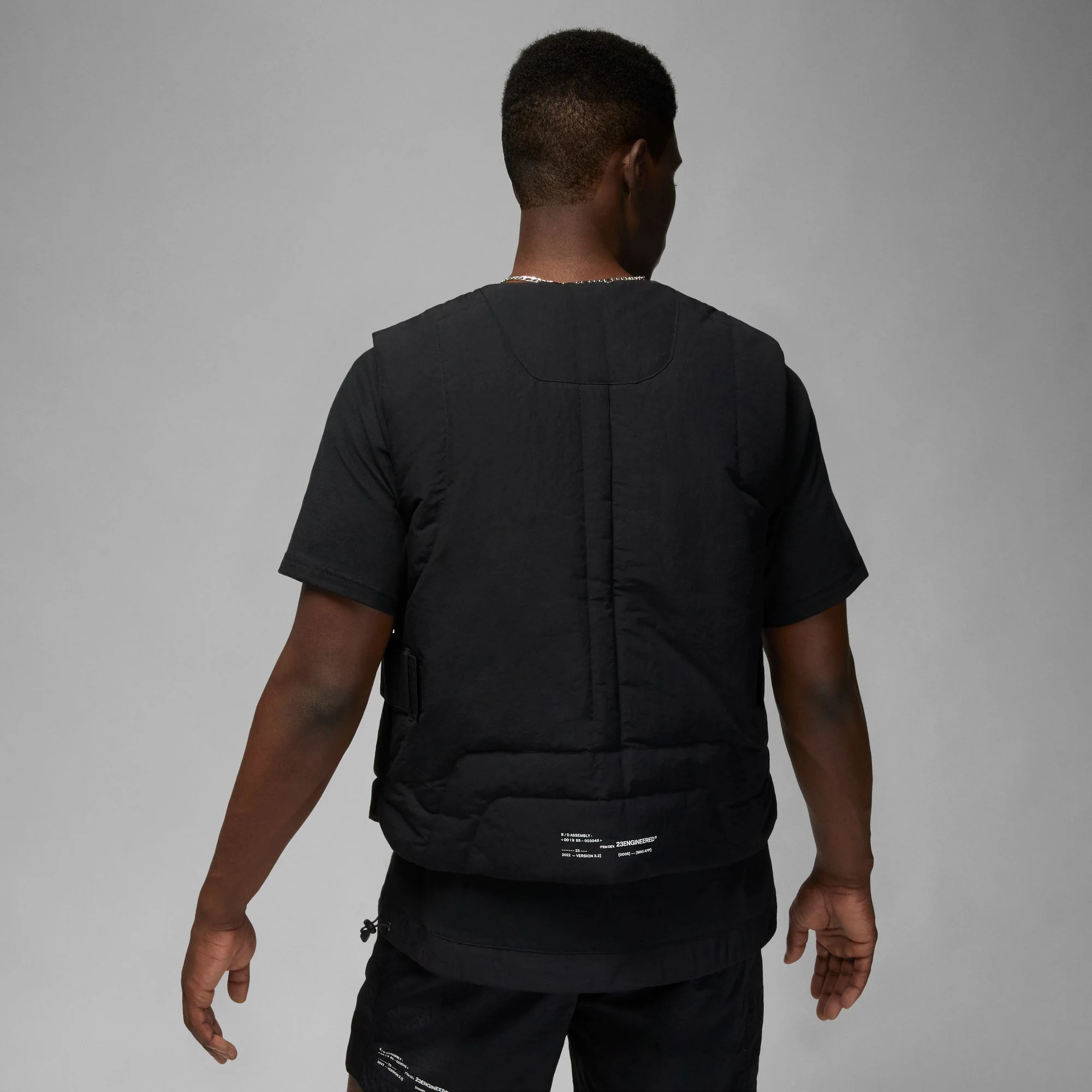 Air Jordan Mens Jordan 23 Engineered Statement Vest - Image 3