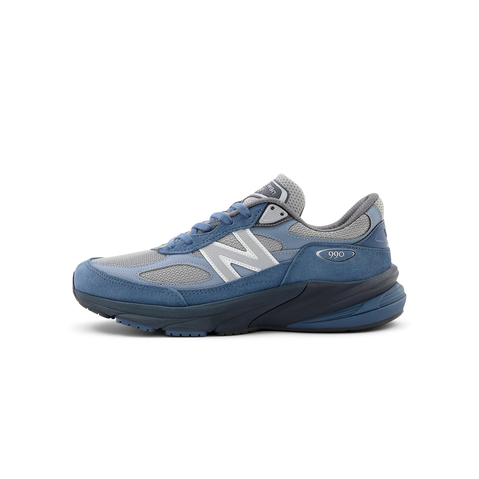 New Balance Mens Made in USA 900v6 Shoes