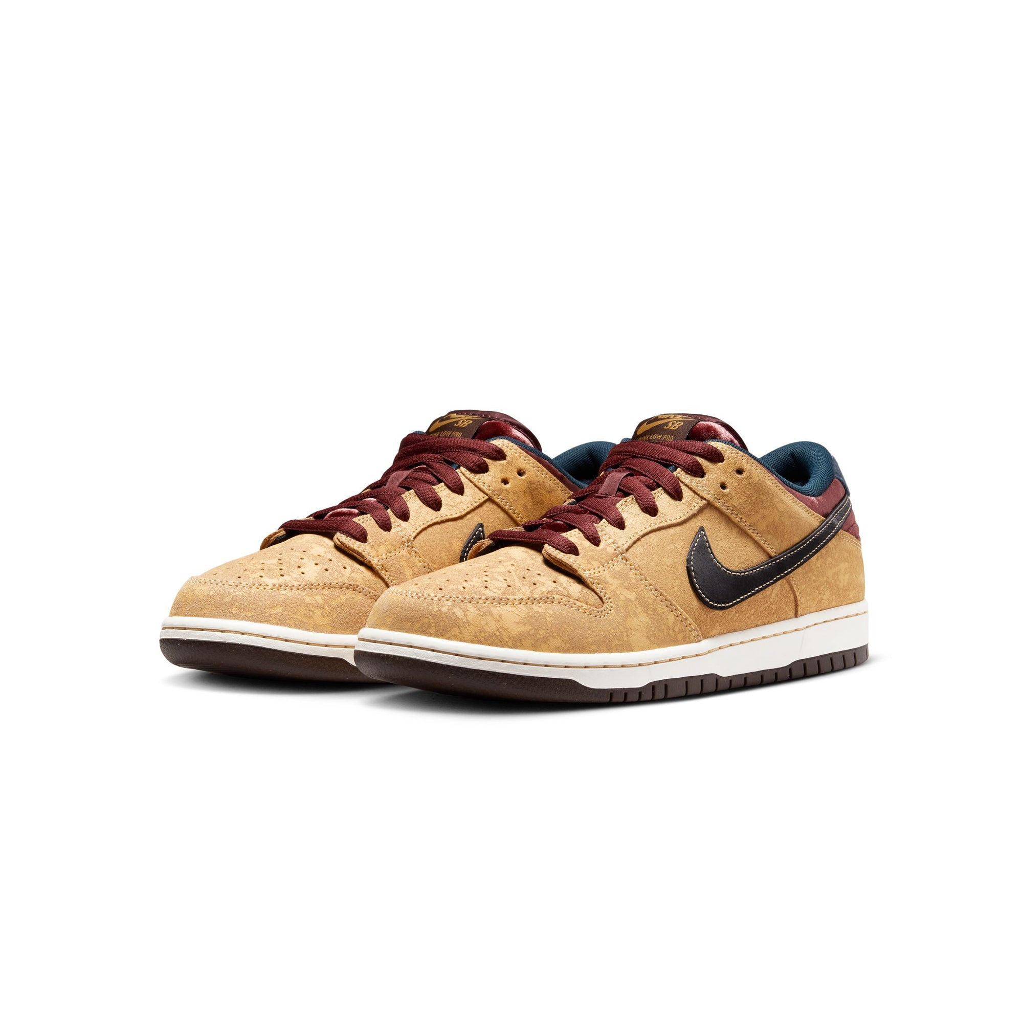 Nike SB Mens Dunk Low "City of Cinema" Shoes - Image 2